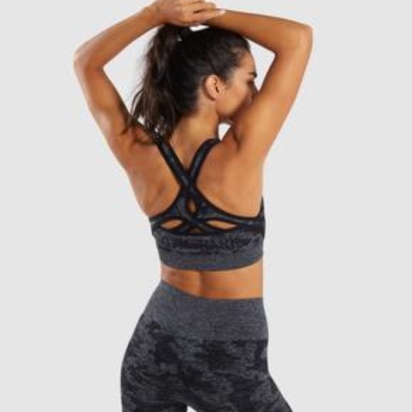 Gymshark ADAPT CAMO SEAMLESS SPORTS BRA - Picture 2 of 3